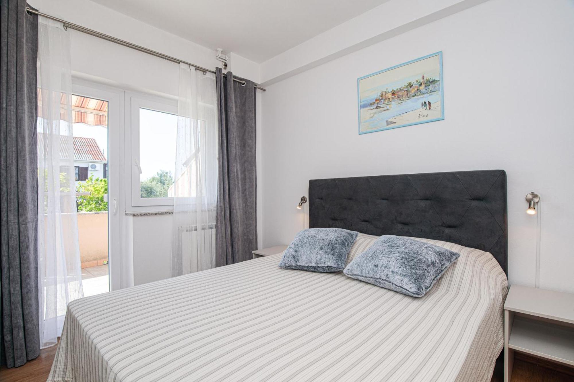 Apartment Todor Đảo Krk Ngoại thất bức ảnh